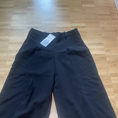 Zara lange Bermudas neu mit Etikett