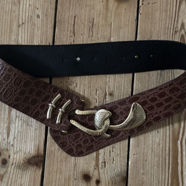 wide belt