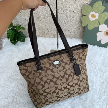 Coach Monogram Tote Bag school bag!