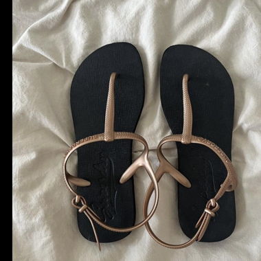 Superdry Zehentrenner Gold Gr. 38, BRANDNEU!