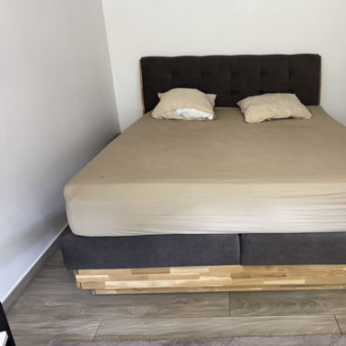 Lit box spring 180x200 