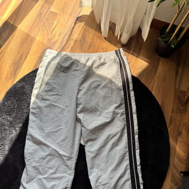 Reebok Vintage Shorts  Grau/Schwarz/Weiß – Größe L
