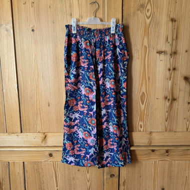 Pantaloni estivi colorati