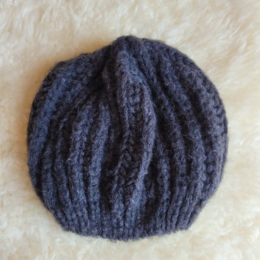 Cappello grigio in lana