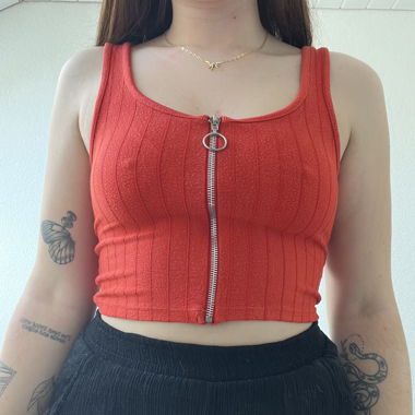 top rouge 