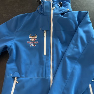 Kuhstall Ischgl Blaujacke