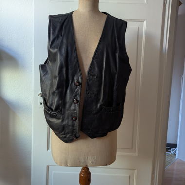 Gilet in pelle nero