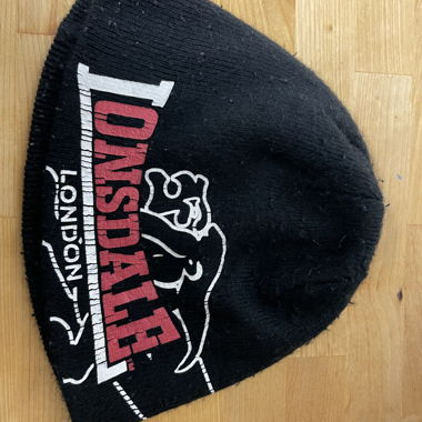 Schwarze Lonsdale London Mütze