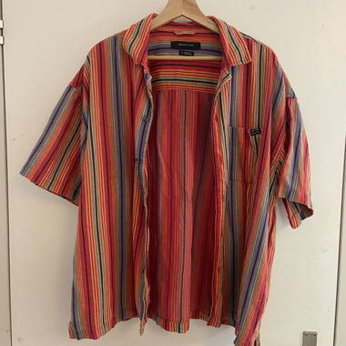 Chemise courte à rayures
