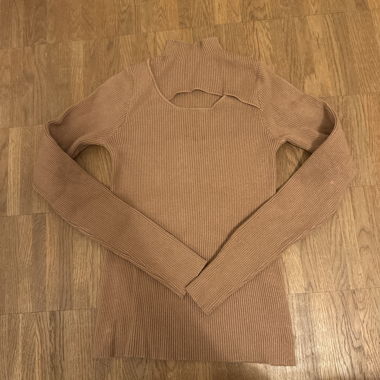 Ribbed-knit Turtleneck Sweater