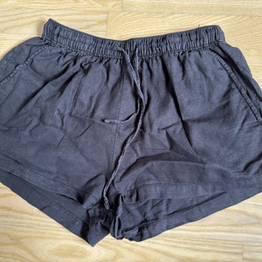 Kurze Shorts Bershka gr. 36