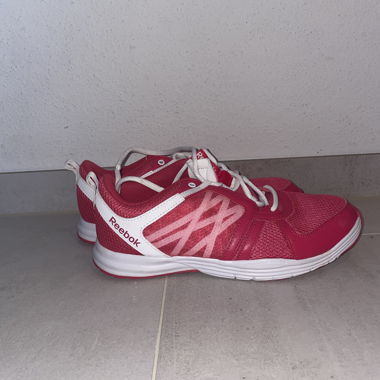PINK REEBOK Studio sneaker