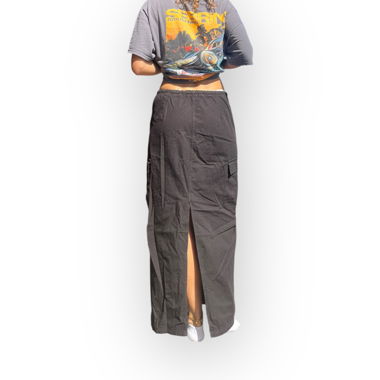 black maxi skirt