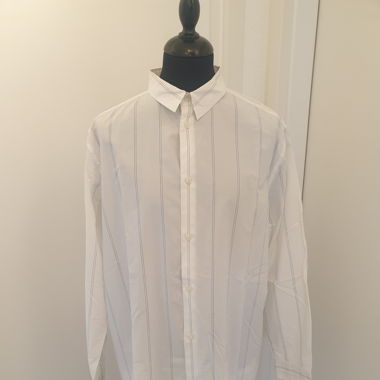 Due chemise H&M blanches