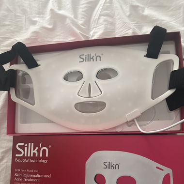 LED MASKE RED THERAPY SILKN
