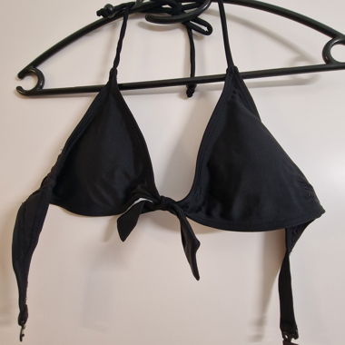 Schwarzes Bikini Oberteil 