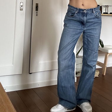 arket loose fitting jeans