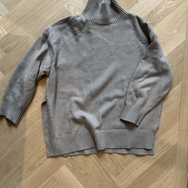 Oversized beige H&M sweater | Size L
