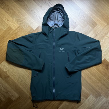 Giacca Arc’teryx x Goretex Verde foresta