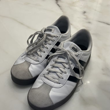 Baskets Adidas