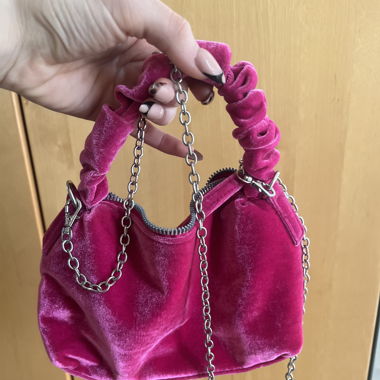 Sac à main velours rose