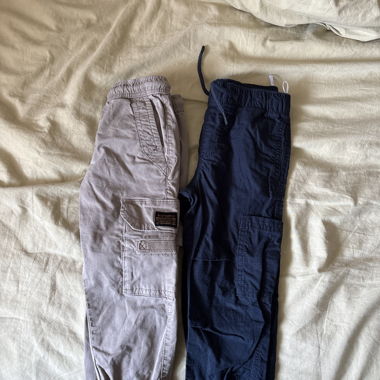 Set di due pantaloni cargo per bambini