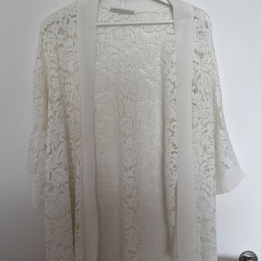 Cream Lace Kimono Jacket, Thigh Length
