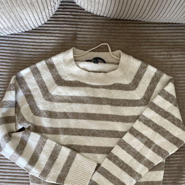 Pullover gestreift