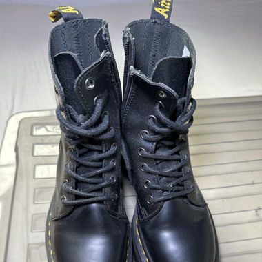 Dr. Martens Jadon