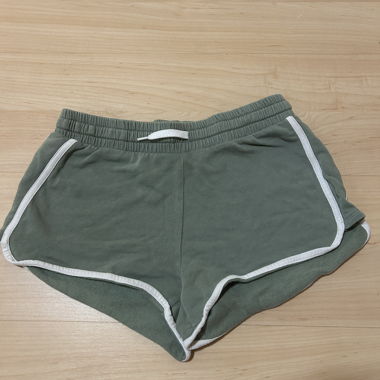 Short training shorts