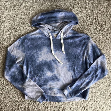 Longsleeve with hood