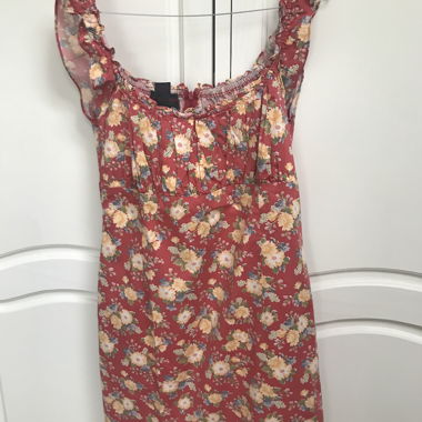 sommerliches Baumwollkleid mit Blumenmuster