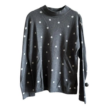 Grauer Baumwollpullover
