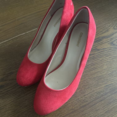 Red Women’s Pumps