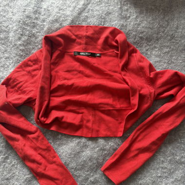 Cardigan en maille boléro rouge