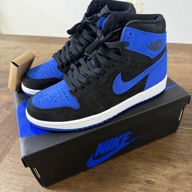 Air Jordan 1 Retro High “Royal Reimagined” (2023)