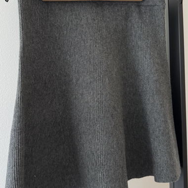 VILA Grey Knit Skirt