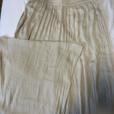 Beige Pants in Lightweight Fabric