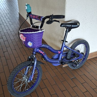 Kinderfahrrad 16" lila mit Korb