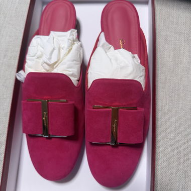 Mules in camoscio rosa fucsia Salvatore Ferragamo