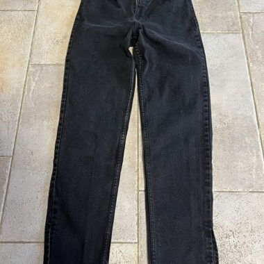 Jean noir taille 28
