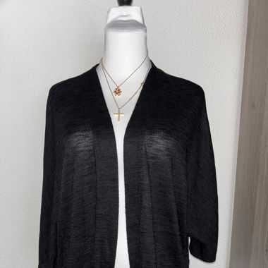 Schwarzer Cardigan
