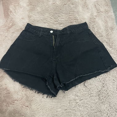 Pantaloncini neri