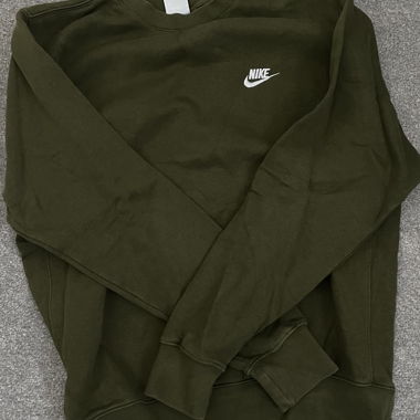 Pull Nike Kaki