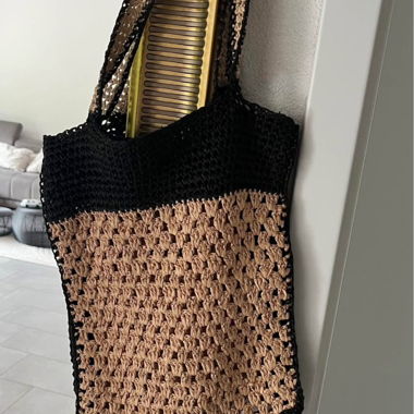 Sac cabas en raphia tisse ZARA