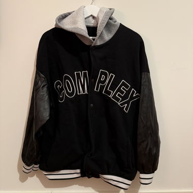 Jacke mit Leder Ärmel 