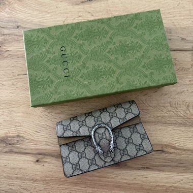 Gucci Pochette