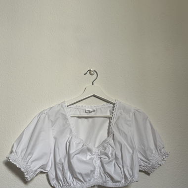 Bluse für Tracht