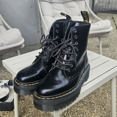 Dr. martens