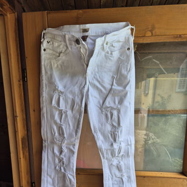 TRUE RELIGION JEANS